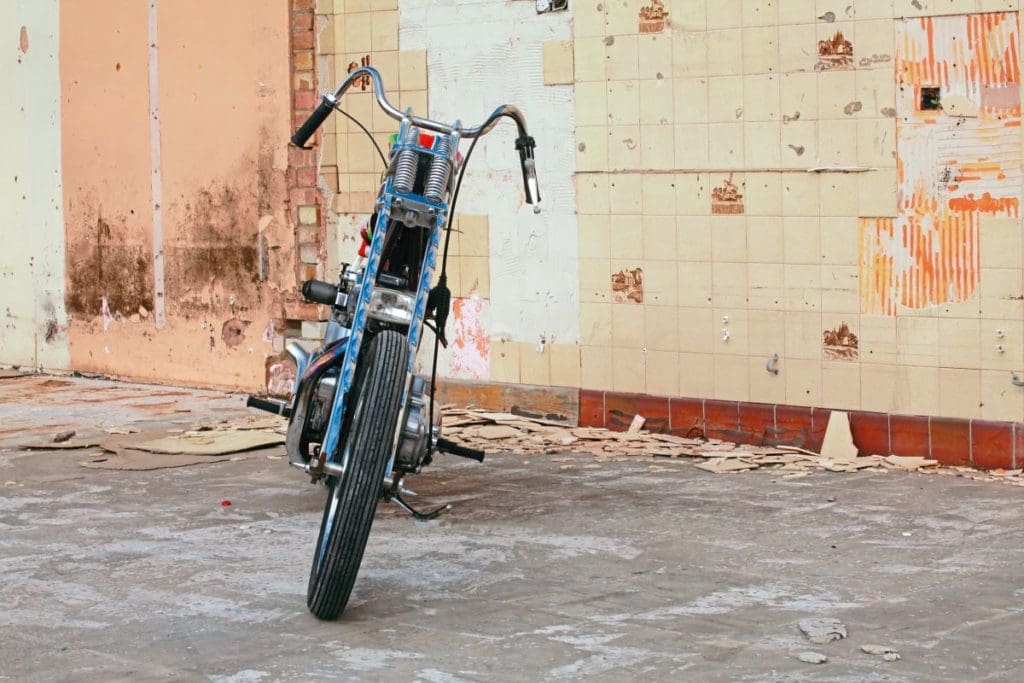The bike from the front.