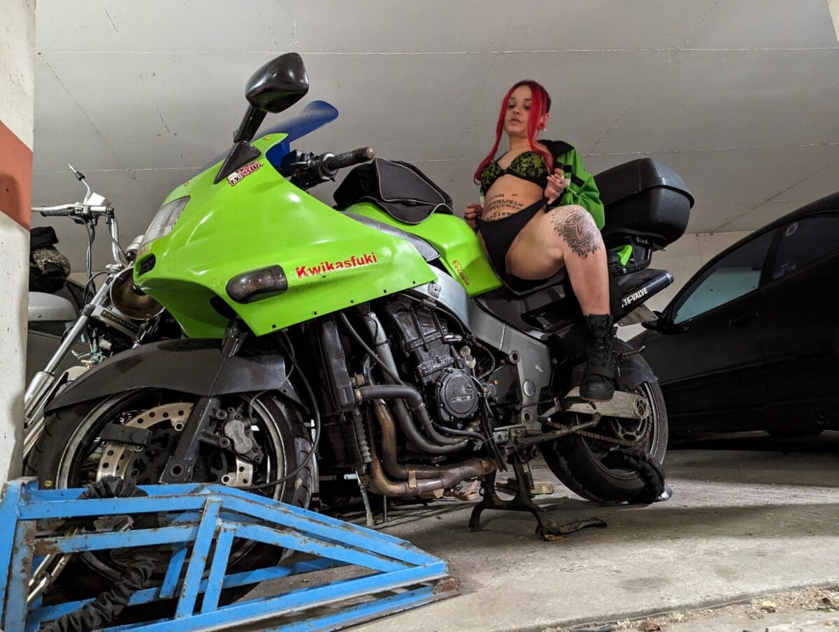 My '91 ZZR1100 and beautiful wife to be Cherry Candy | Brag Your Bike - Vimarsana News